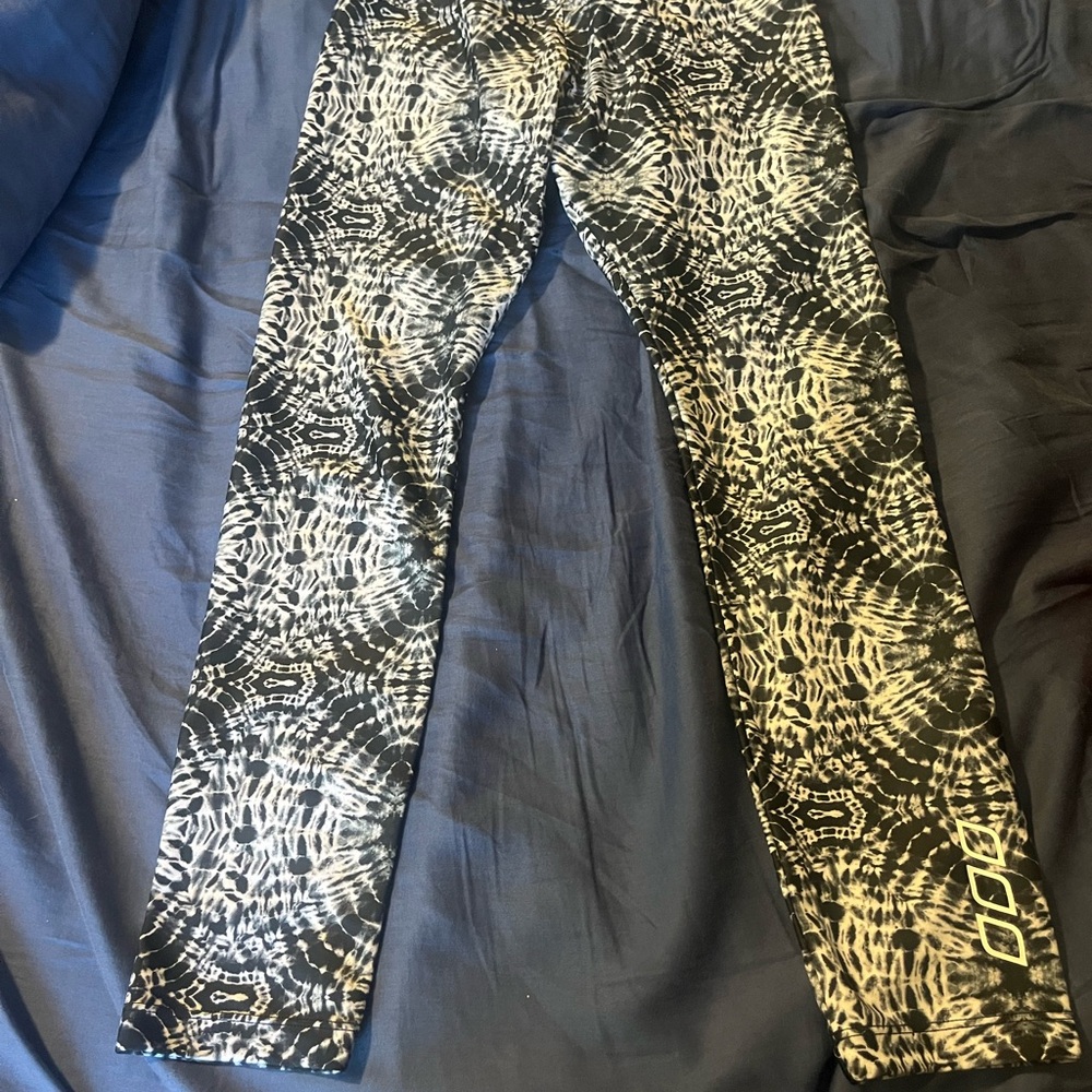 Lorn Jane Workout Leggings